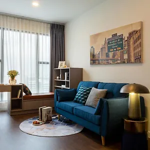 Oui! Oui! Cbd - Rivergate Building Διαμέρισμα